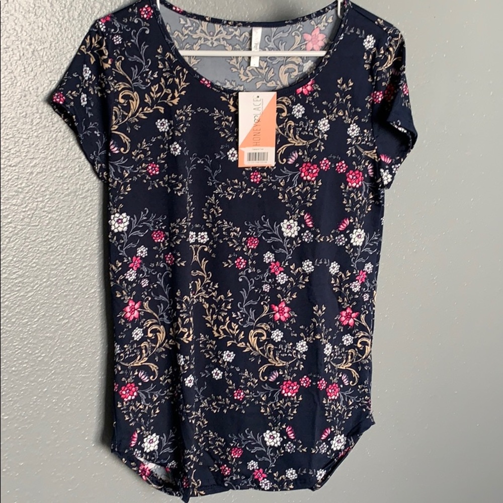 Small Honey & Lace Oakland Tee